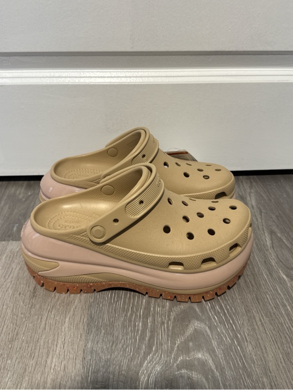 CROCS Women's Two-Tone Platform Clog in Tan and Pink